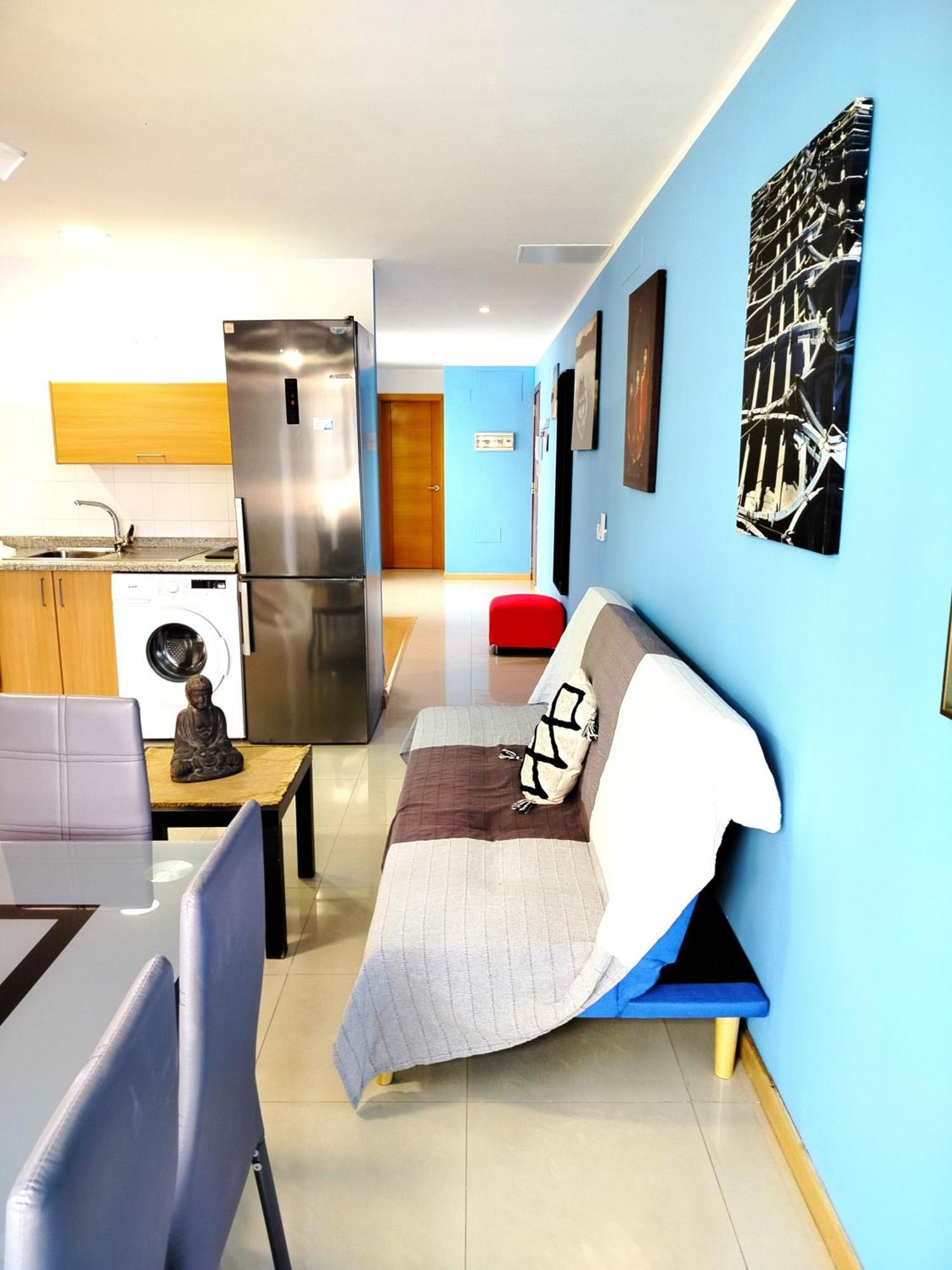 Sunny Apartment Near Las Canteras Beach Лас-Пальмас-де-Гран-Канария Экстерьер фото