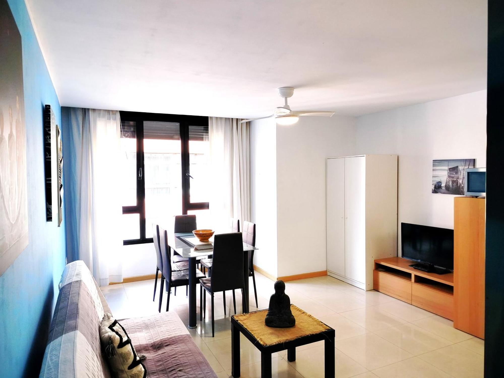 Sunny Apartment Near Las Canteras Beach Лас-Пальмас-де-Гран-Канария Экстерьер фото